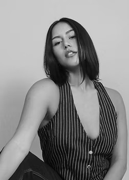 PAMELA CASTRO
