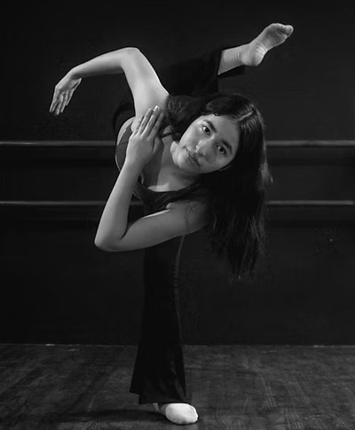 REBECA CHAVEZ